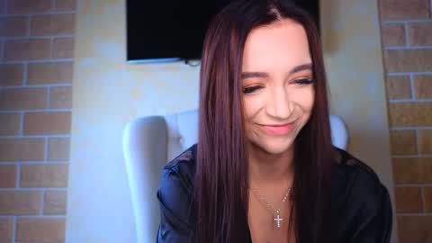 Snapshot of ashleroy chatting on December 3, 9:20 am veronika online show from December 3, 9:20 am