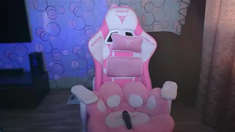   Yasmina   online show from November 2, 4:16 am