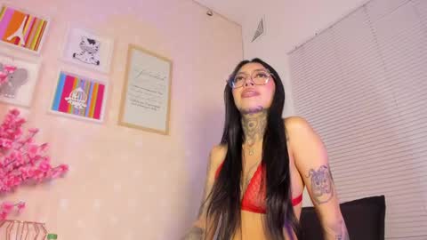 ashley_blum_ online show from April 30, 5:40 pm