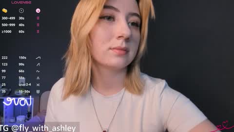 ashley_fly online show from November 7, 5:57 am