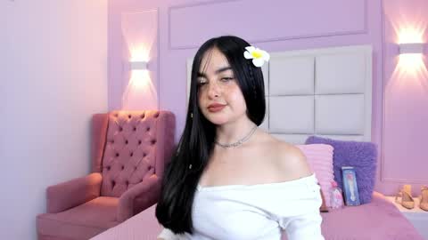 ashley_petit online show from May 27, 2:03 pm