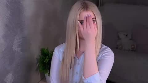 Ashley online show from September 23, 12:25 pm