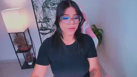 Ashleyy18   online show from June 22, 5:54 pm