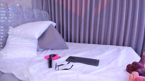 Paula Baleta  online show from March 16, 6:56 pm