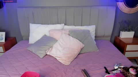 Snapshot of asia_25_ chatting on December 17, 11:59 pm PAO online show from December 17, 11:59 pm