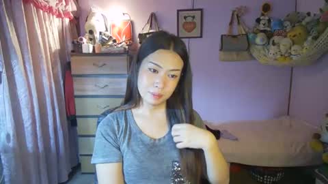 asian_llory online show from March 19, 9:24 am