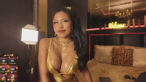 BUNNY WILDER online show from July 25, 4:30 am