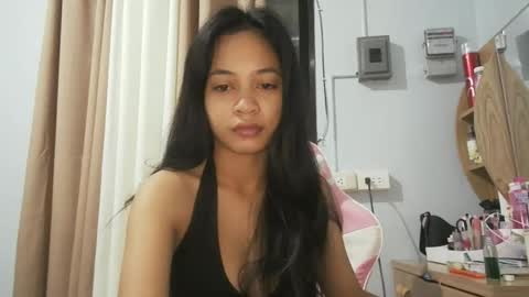 asian_trish online show from November 15, 10:55 pm