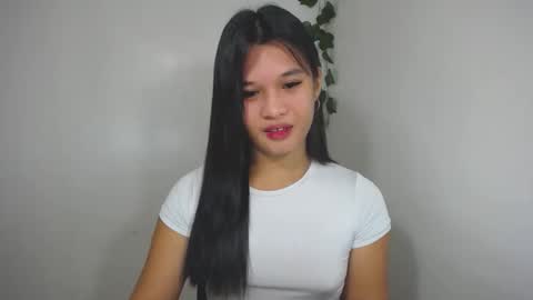 Yan online show from November 22, 7:27 pm