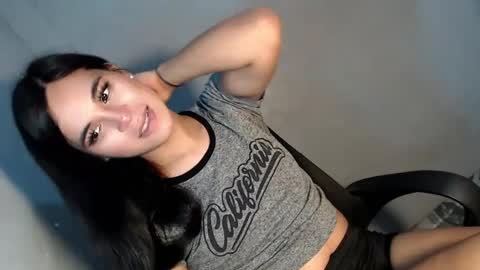 Snapshot of asianblk_barbiedoll chatting on October 3, 6:24 pm Ayesha online show from October 3, 6:24 pm