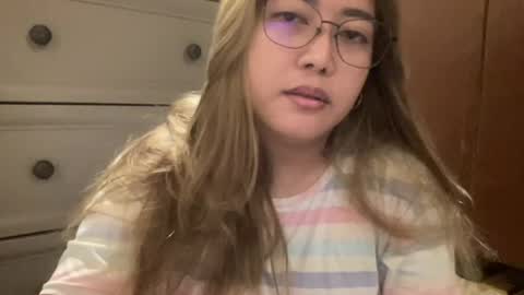 Curvy online show from July 21, 3:24 pm