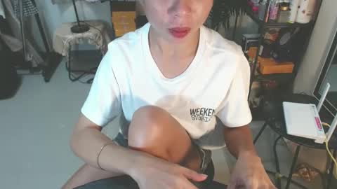 asianwow29 online show from March 14, 11:50 pm