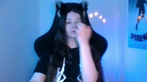 astradream_ online show from March 15, 7:05 pm