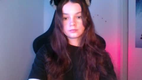 astradream_ online show from March 9, 10:13 pm