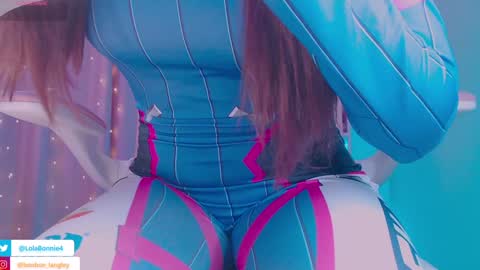 Bonnie online show from February 7, 6:24 pm