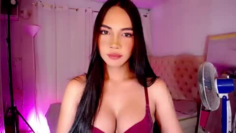 Sam online show from November 9, 4:14 pm