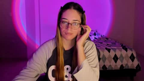 atenas online show from October 12, 9:55 am