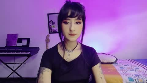 Atenea online show from March 27, 8:20 pm