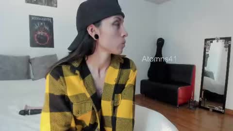 Carolina online show from August 8, 5:21 pm