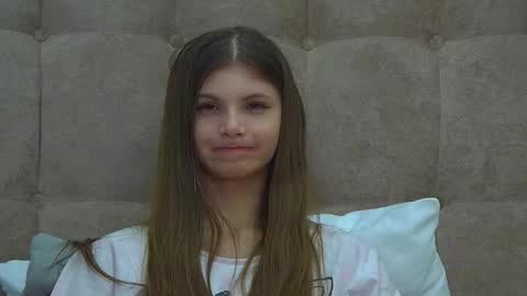 Audrey online show from February 8, 5:50 pm