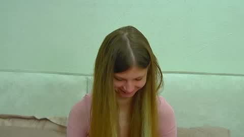 Audrey online show from May 2, 6:39 am