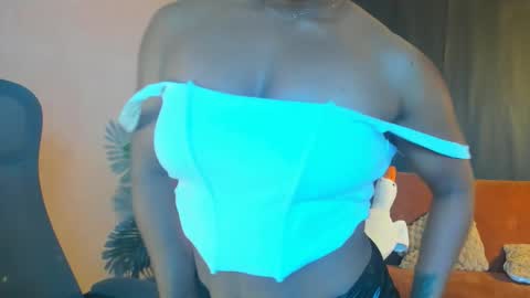 Audry online show from December 13, 9:21 pm