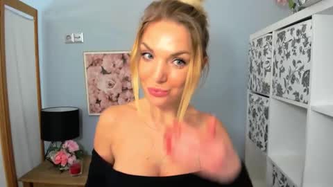 AulloraSensual online show from December 19, 3:41 pm