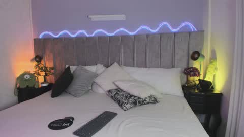 Auris online show from January 17, 1:07 pm