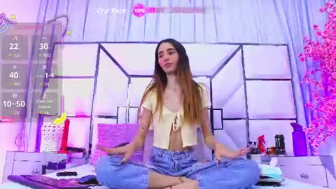 Aura online show from June 30, 7:02 pm