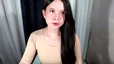 aurora xoxo online show from July 14, 10:32 am