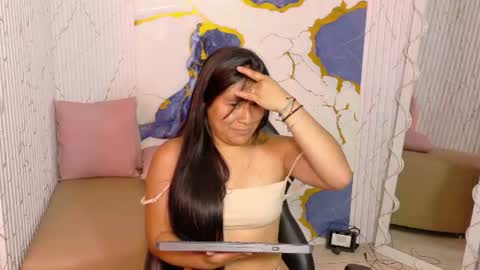 aveline_tay online show from July 21, 5:41 am