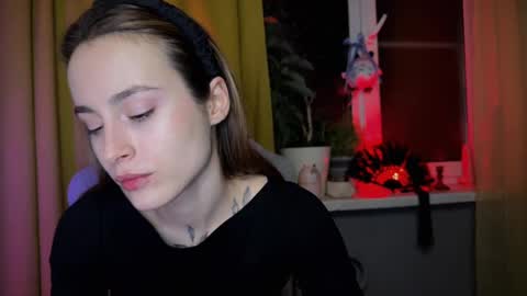 Aviva online show from December 8, 10:03 pm