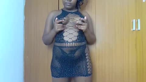 Avril online show from March 6, 8:20 am