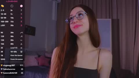 Avril online show from September 22, 11:36 pm