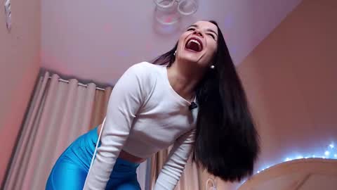 Avrora Inst online show from February 12, 5:25 pm