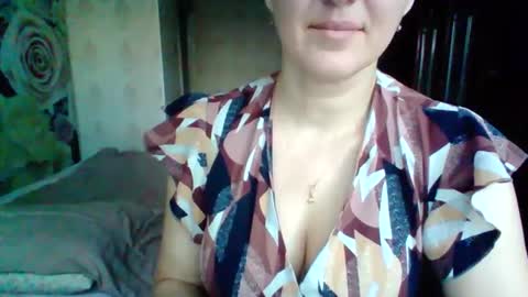 awesomeladyy online show from January 12, 7:32 am