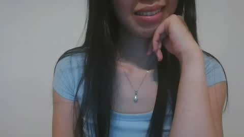 axue online show from July 16, 10:47 pm