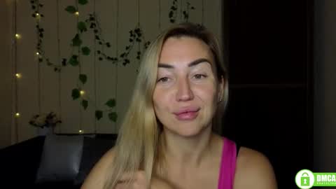 Jully online show from October 26, 6:25 pm