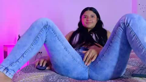 Mariana online show from July 10, 9:15 pm