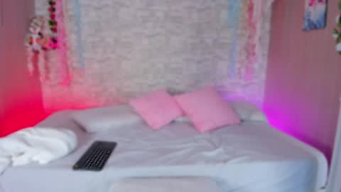 Ayla online show from June 17, 5:42 am