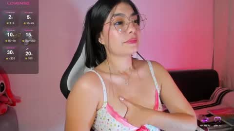 Aylen online show from June 13, 1:03 am