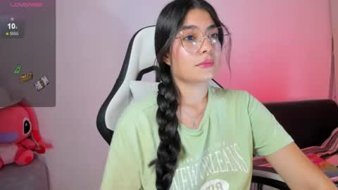 Aylen online show from June 24, 1:04 am