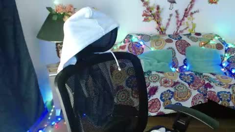 Aylin online show from January 18, 7:54 pm