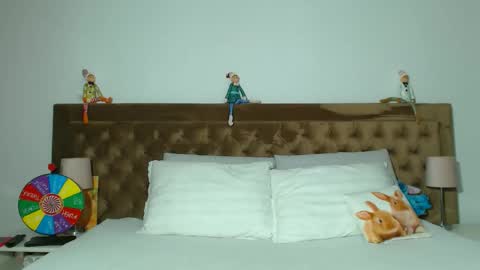 Aylin online show from November 17, 4:46 am