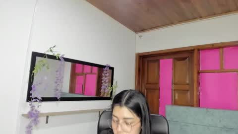 Aysha online show from May 8, 3:43 am