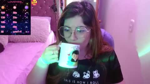 Snapshot of azamy_12 chatting on January 16, 7:52 pm Amanda online show from January 16, 7:52 pm