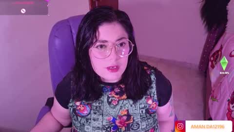 Snapshot of azamy_12 chatting on October 12, 8:39 am Amanda online show from October 12, 8:39 am