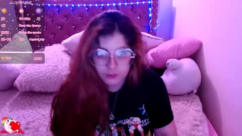 Snapshot of azamy_12 chatting on January 4, 7:03 am Amanda online show from January 4, 7:03 am