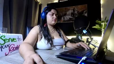 Goddess Azara online show from June 9, 6:07 pm
