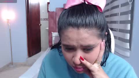 Azyl bunny online show from February 13, 3:39 am